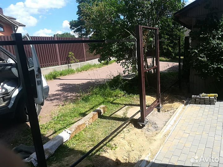 Винтовые сваи для забора