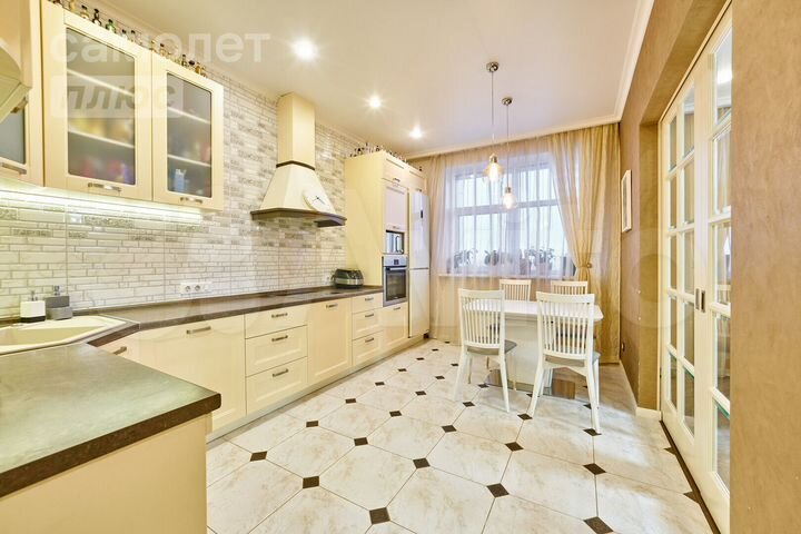 3-к. квартира, 104,3 м², 11/24 эт.