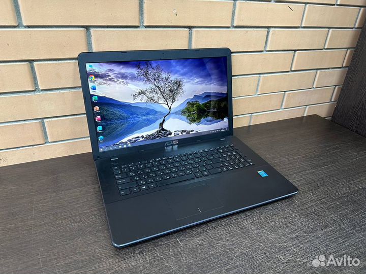 Большой ноутбук Asus/4ядра/4Гб/SSD