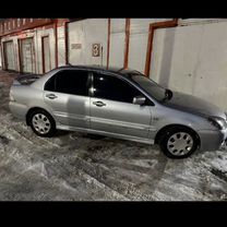 Mitsubishi Lancer 2.0 MT, 2005, 300 000 км, с пробегом, цена 200 000 руб.