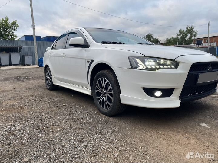 Mitsubishi Lancer 2.0 CVT, 2008, 190 000 км