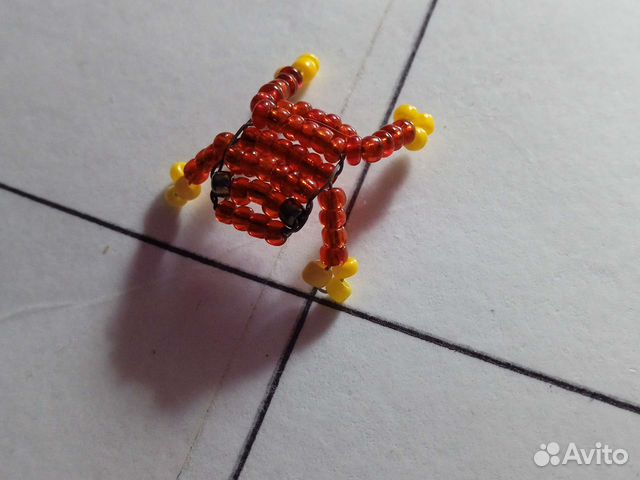 Лягушка из бисера