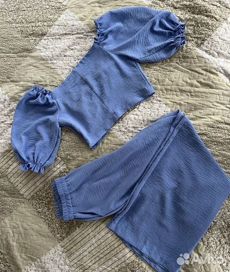 Костюм женский