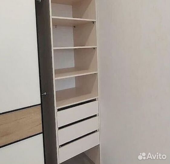 Встраиваемый шкаф