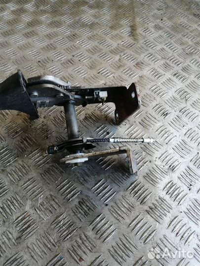 Рычаг стояночного тормоза Hyundai Santa Fe CM D4HB