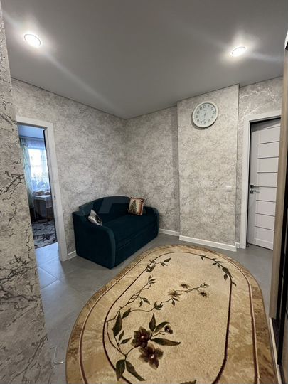 2-к. квартира, 55 м², 2/10 эт.