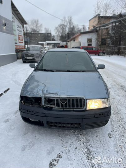 Skoda Octavia 1.4 МТ, 2009, битый, 292 000 км