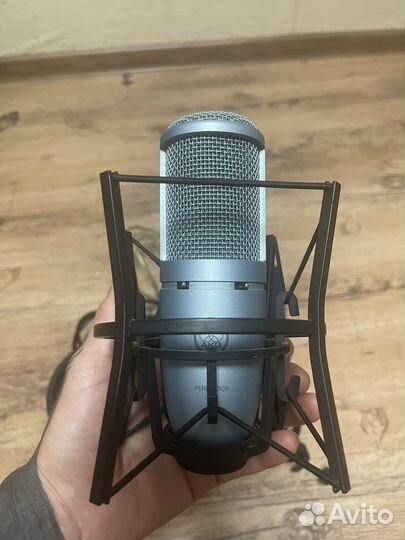 Микрофон akg p120 /M-Audio Fast Track Pro