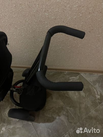 Трехколесный велосипед с ручкой детский