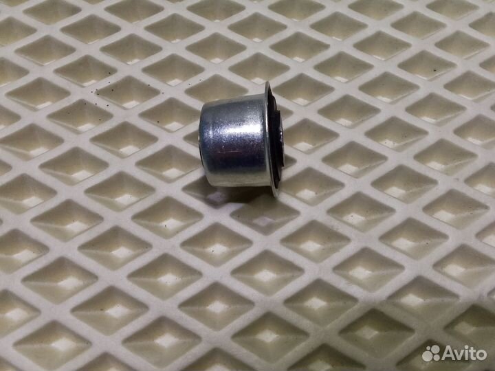 Втулка оси педали bobcat 6665701