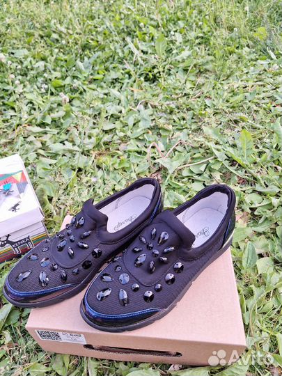 Туфли для девочки 33 размер новые