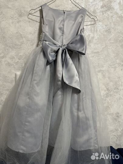 Платье для девочки праздничное