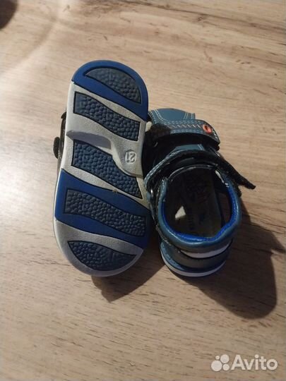 Сандали детские