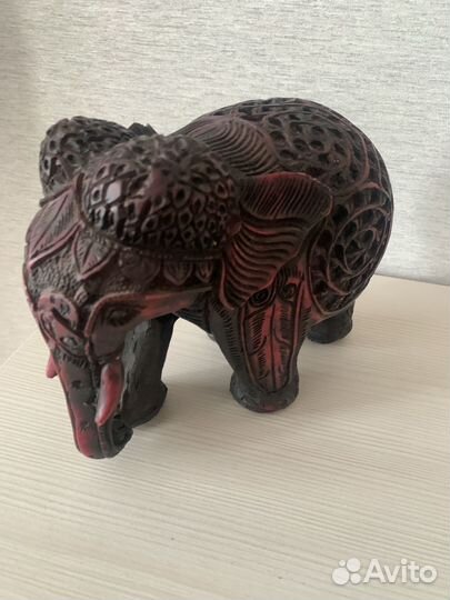 Статуэтка слон