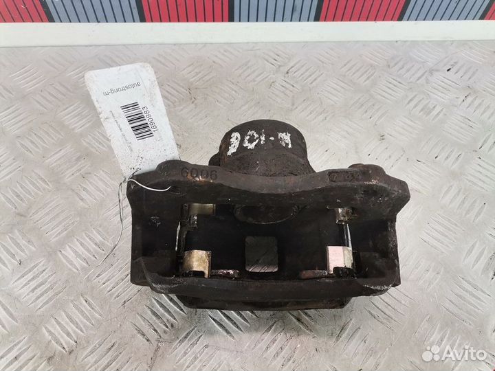 Суппорт передний левый Mitsubishi Galant 7 1997