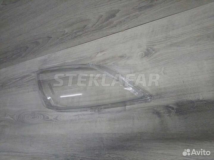 Стекло фары Mazda 3 BK хэтчбек (2003-2009) (Право