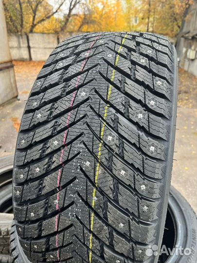 iLink Wintervorhut Stud II 275/45 R20 109T