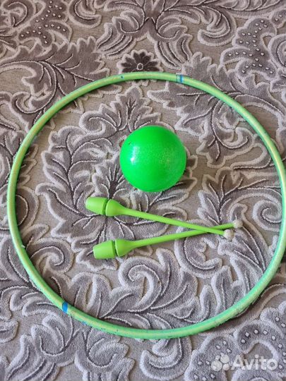 Булавы гимнастические, обруч и мяч с чехлом