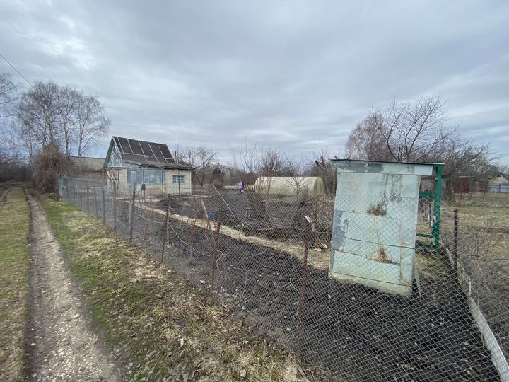 Дача 20 м² на участке 5 сот.