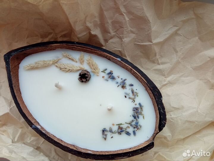 Свеча в кокосовой скорлупе