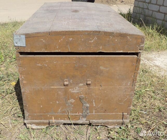 Сундук стариный