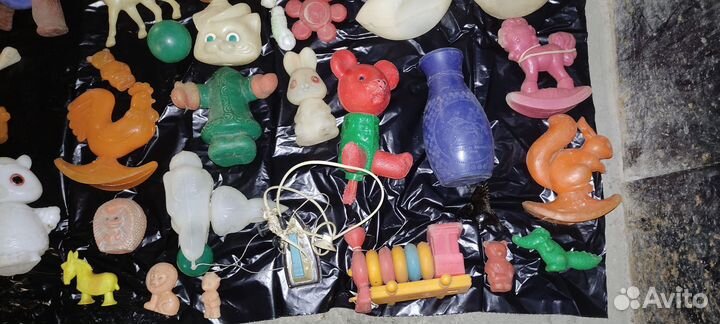 Игрушки детские пластмасса около 70 шт СССР дутыши