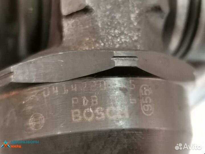 Форсунка Volkswagen Passat B6 2006 038130073AG