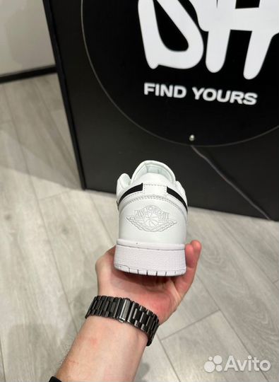 Кроссовки Air Jordan 1 Low Panda