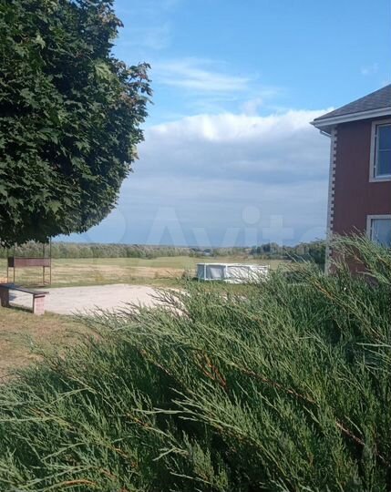 Дом 290 м² на участке 6 сот.