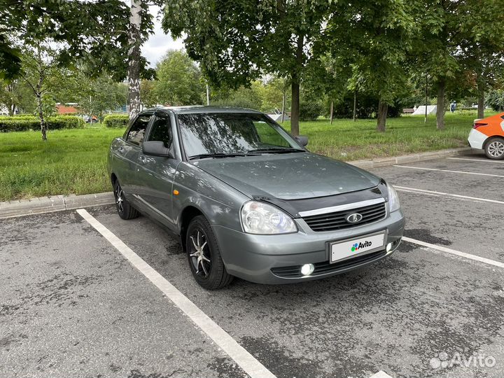 LADA Priora 1.6 МТ, 2010, 300 400 км