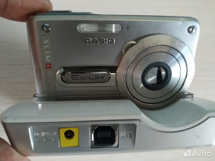 Фотоаппарат Nikon Coolpix S6150 и Casio EX-S100