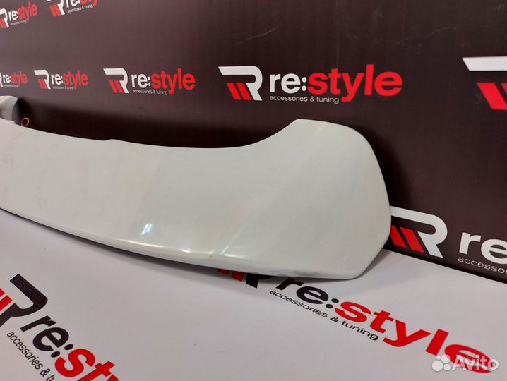 Спойлер Toyota Land Cruiser 100 D689