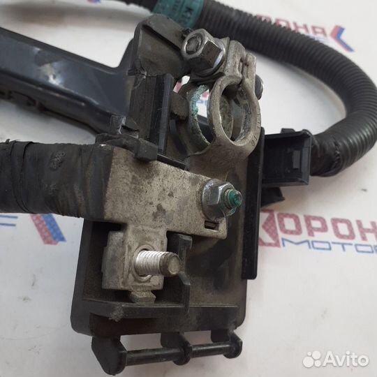 Клемма аккумулятора плюсовая hyundai grand starex