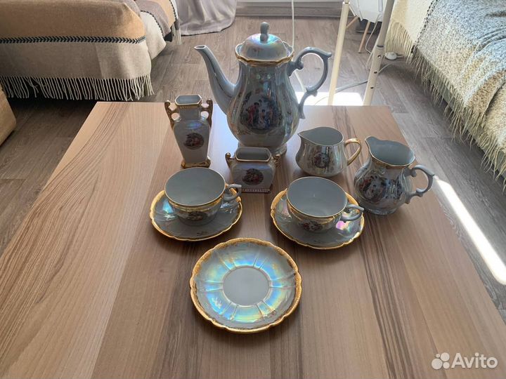 Продам чайный сервиз 
