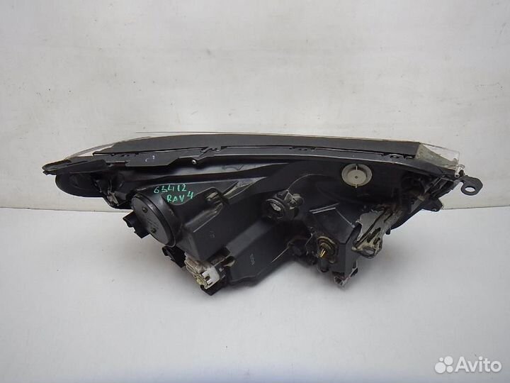 Фара левая Toyota RAV4