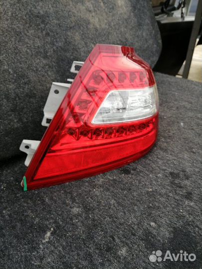 Стоп-сигнал правый Nissan Teana J32
