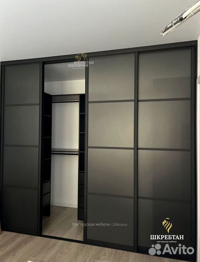 Алюминиевые перегородки для зонирования