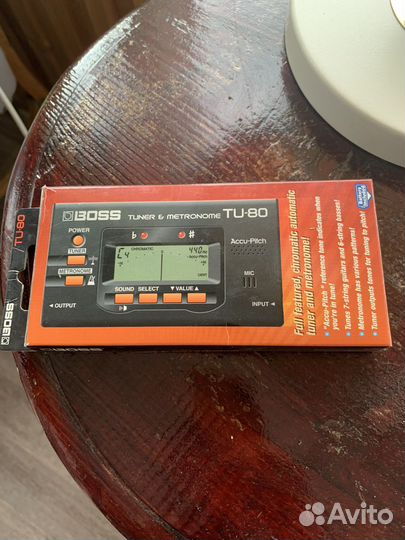 Тюнер и метроном Boss TU-80