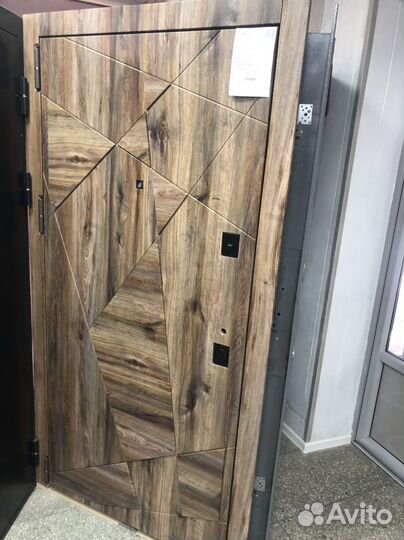 Дверь Входная «Вудгранд» 96 левая