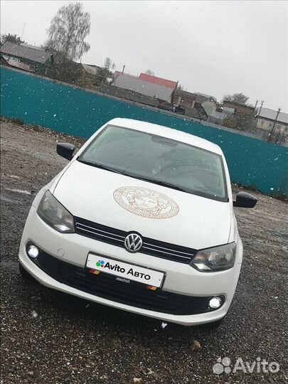 Volkswagen Polo 1.6 МТ, 2010, 281 000 км