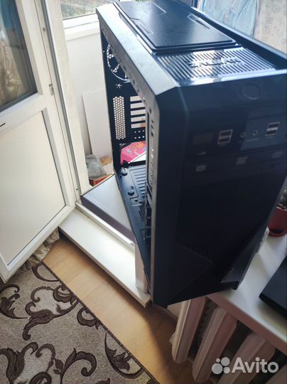 Продам корпус Zalman Z3 Plus