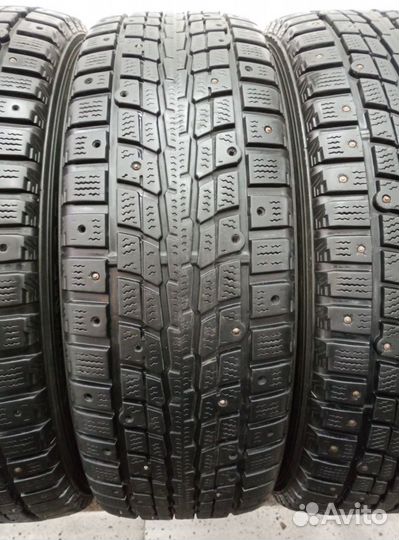 Dunlop SP Winter Ice 01 215/60 R17 118T