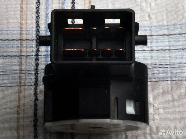 Контактная группа замка зажигания mazda 3, mazda 5