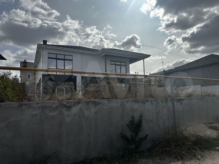 Дом 249 м² на участке 6 сот.