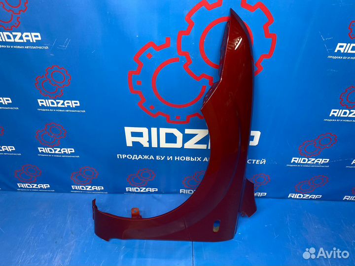 Крыло левое Ford Focus 2 дорестайлинг