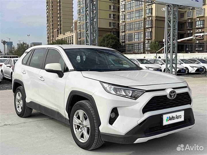 Toyota RAV4 2.0 CVT, 2020, 70 000 км