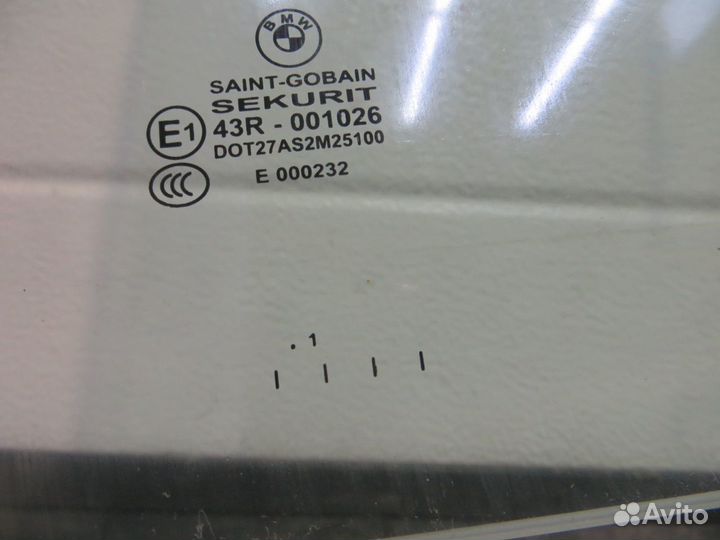 BMW 5 (F10) c 2010) Стекло двери задней левой