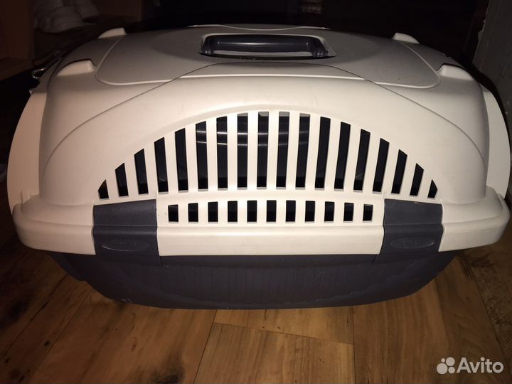 Переноска для кошек пластиковая