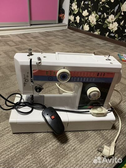 Швейная машина Veritas