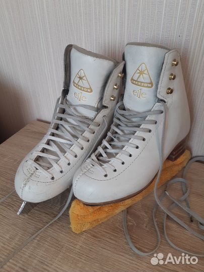 Фигурные коньки jackson elle
